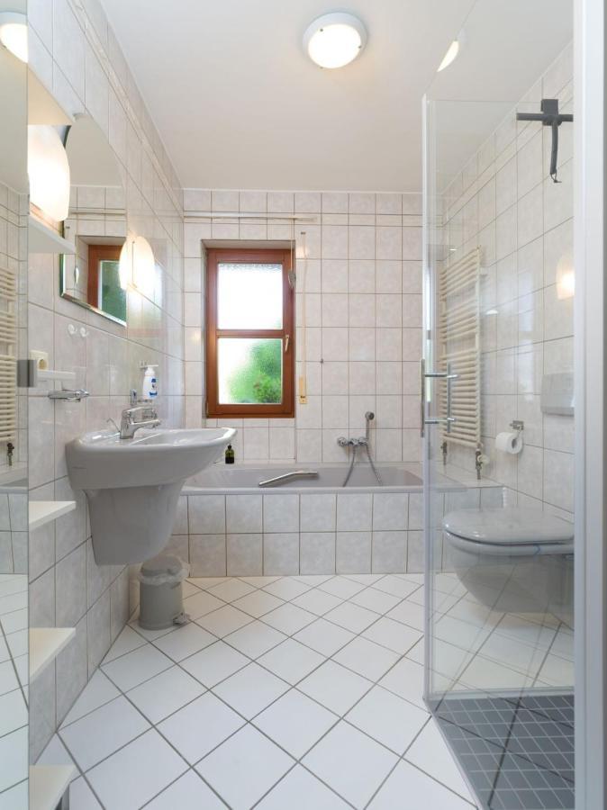 Ferienwohnung Auszeit لوسهايم المظهر الخارجي الصورة