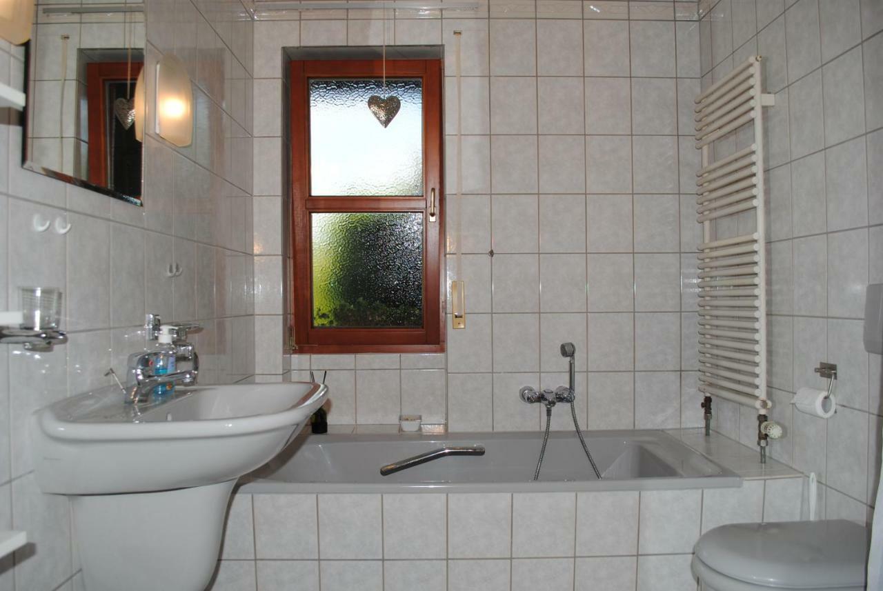 Ferienwohnung Auszeit لوسهايم المظهر الخارجي الصورة